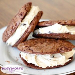 Tried and True: Chocolate Peanut Butter Sandwich Cookies / recipe by LemonsforLulu.com / tested by BusyMomsHelper.com