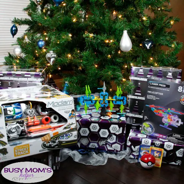 Best Gifts for Boys - our holiday gift guide for the year! Find out great items for young boys, some teen boys and even older boys (aka men)! #holidaygiftguide #boys #boygifts #gifts #giftideas #holidayshopping #holidaygifts