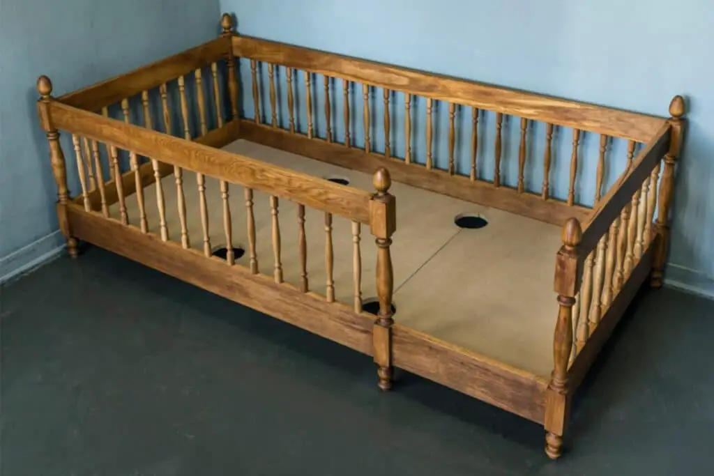 How To Convert Crib To Toddler Bed (1)