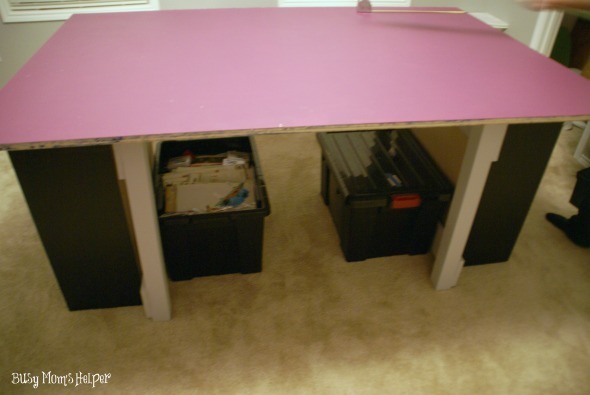 DIY Craft Table Tutorial / by www.BusyMomsHelper.com #craftroom #diytable #remodel 