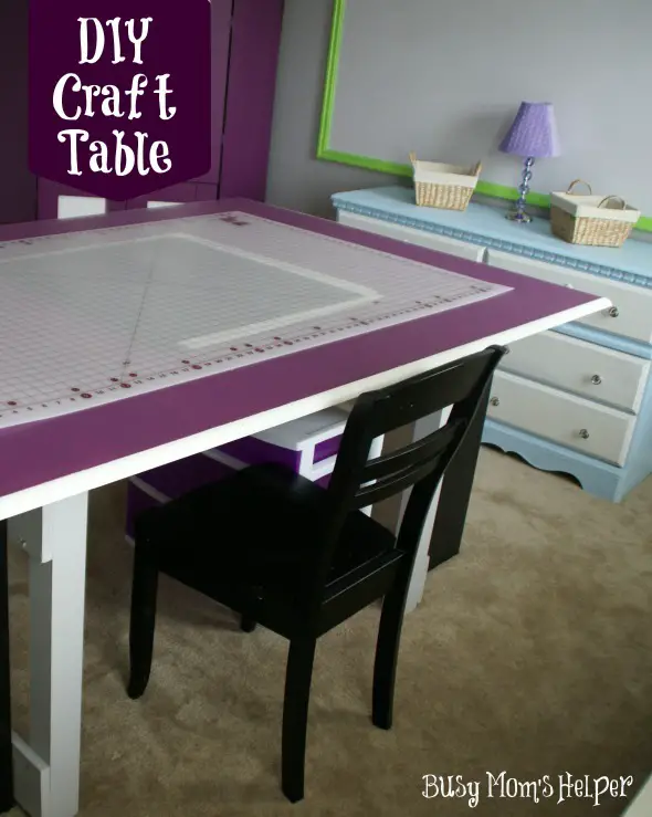 DIY Craft Table Tutorial / by www.BusyMomsHelper.com #craftroom #diytable #remodel