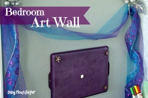 Bedroom Art Wall: Frozen themed / by www.BusyMomsHelper.com #FROZEN #artwall #bedroom #kidsroom