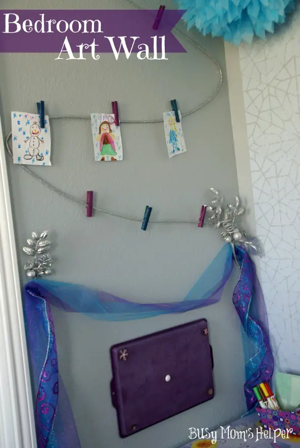 Bedroom Art Wall: Frozen themed / by www.BusyMomsHelper.com #FROZEN #artwall #bedroom #kidsroom