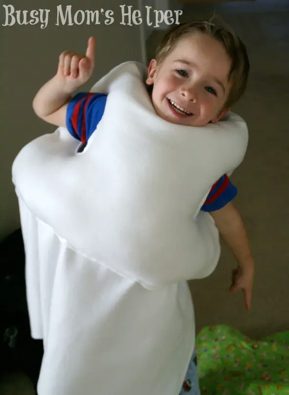 DIY Olaf Costume in 2 Hours or Less / by Busy Mom's Helper #Frozen #Olaf #Costume #Snowman