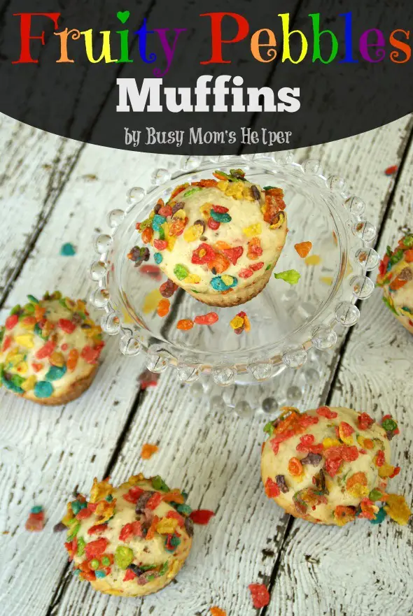 Fruity Pebbles Muffins / by Busy Mom's Helper #muffins #breakfast #cereal