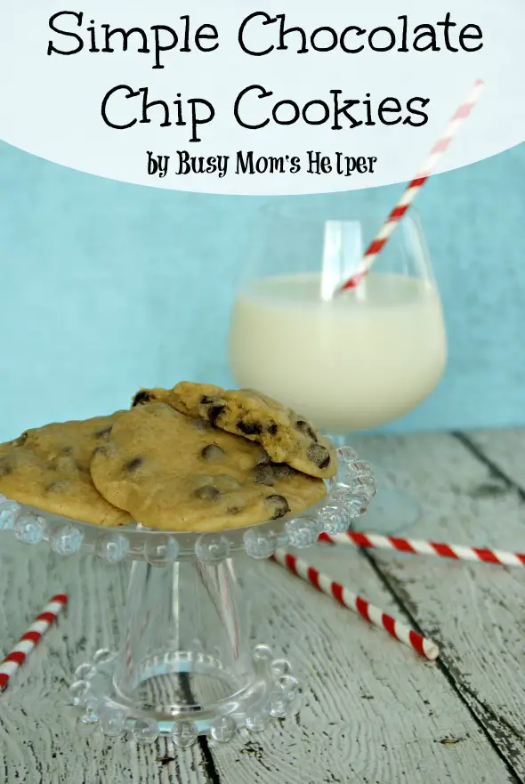 Simple Chocolate Chip Cookies / by Busy Mom's Helper #cookies #chocolatechip #dessert
