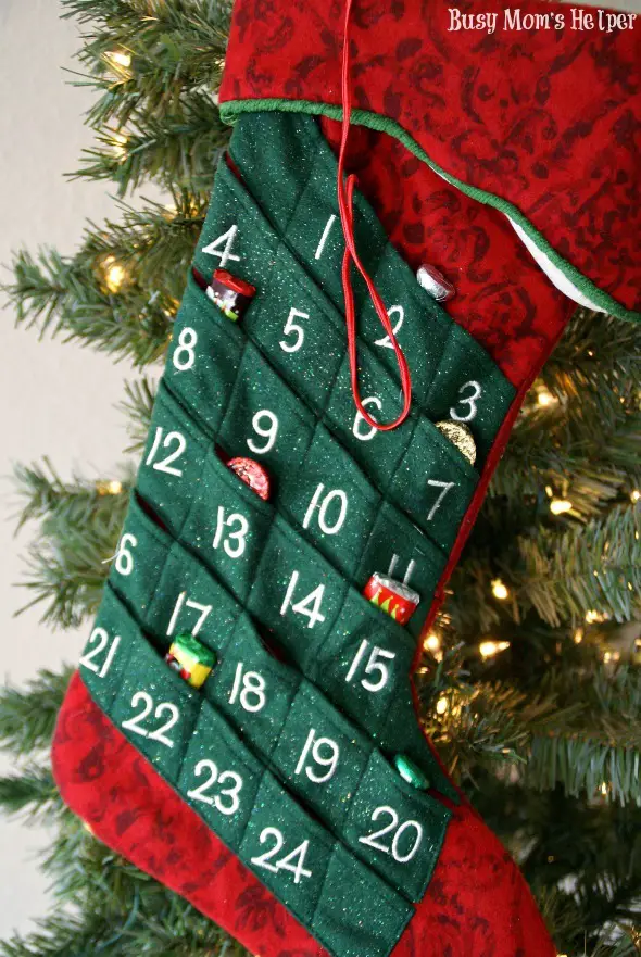Make Your Own Stocking Advent Calendar / by Busy Mom's Helper #Christmas #Countdown #AdventCalendar