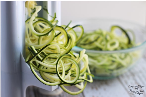 Spiralized Zucchini with a Simple Roasted Tomato Sauce l Gluten-Free and Vegetarian l by Steph in Thyme for Busy Mom's Helper