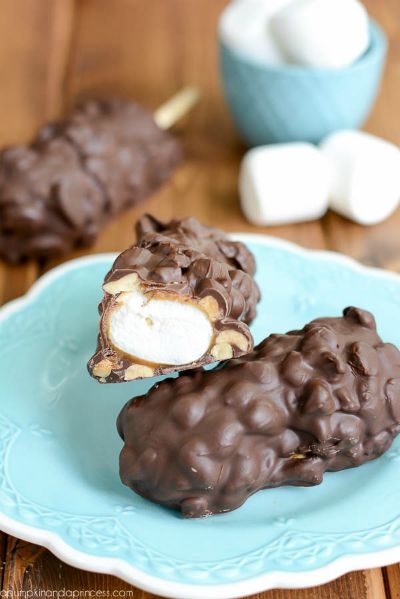 Disneyland's Caramel Chocolate Marshmallows / by Pumpkin & a Princess for The Idea Room / Round up by Busy Mom's Helper