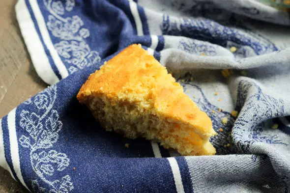 Gluten-Free Cornbread l Steph in Thyme for Busy Mom's Helper