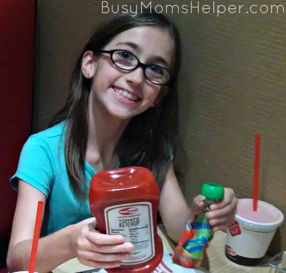 The New Kid Favorite at Smashburger / Busy Mom's Helper KidsMealSmash Ad