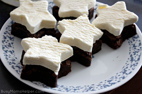 Frozen S'mores Brownies / by Busy Mom's Helper