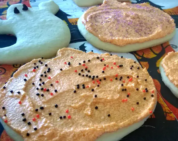 Sugar Cookies! by Nikki Christiansen for Busy Mom's Helper
