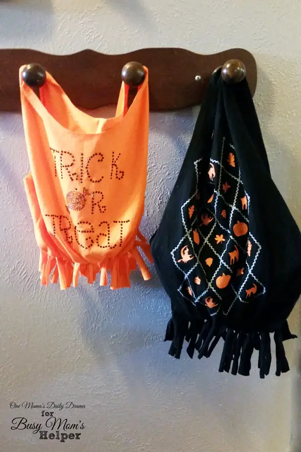 Easy no-sew trick-or-treat bag | One Mama's Daily Drama for Busy Mom's Helper