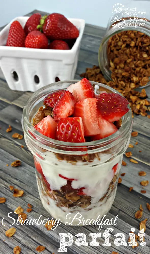 Strawberry Breakfast Parfait - delicious way to start the day!