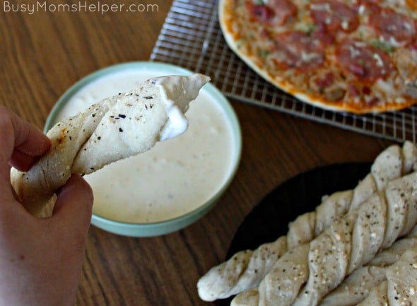 The Best Breadsticks & Alfredo Sauce for Your Holiday / by Busy Mom's Helper #NestleHoliday #ad