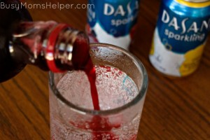 Pomegranate Lemonade & Fruity Sparkle / by BusyMomsHelper.com #SparklingHolidays #ad @DasaniWater