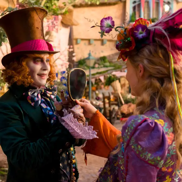Alice Through the Looking Glass is Funny and Touching / review by BusyMomsHelper.com