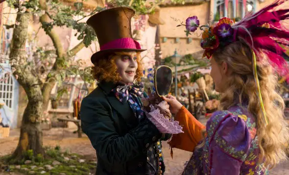 Alice Through the Looking Glass is Funny and Touching / review by BusyMomsHelper.com