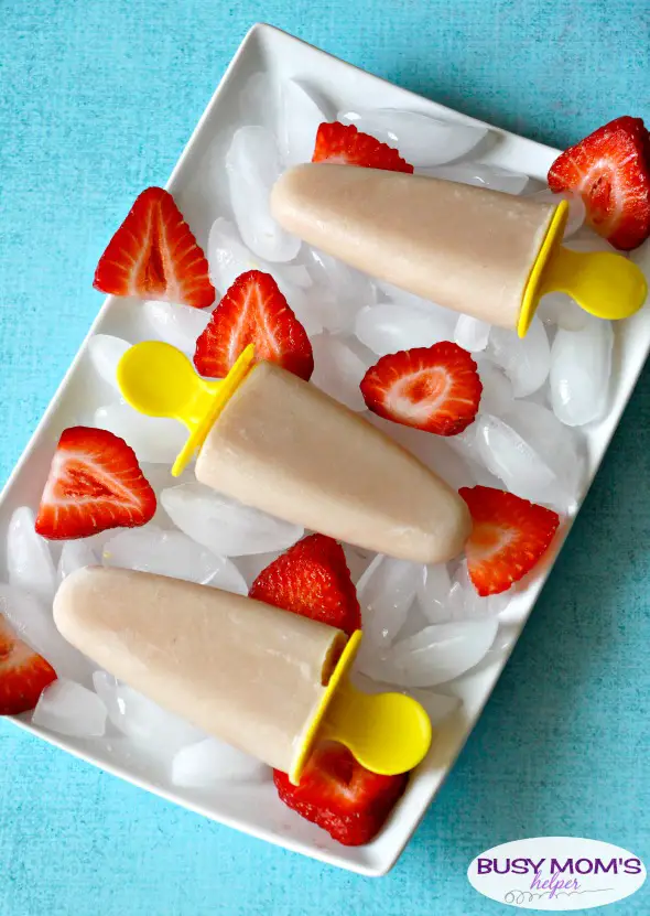 Fruit & Yogurt Popsicles / by BusyMomsHelper.com / Homemade Popsicles / Great recipes for leftover baby food #ad #CookingWithGerber