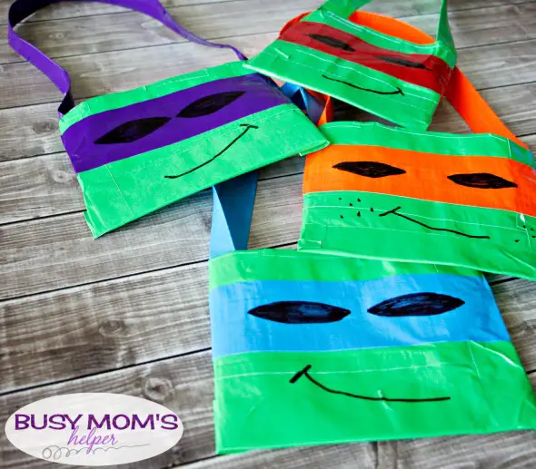 TMNT Kid Bag Craft / by BusyMomsHelper.com / Teenage Mutant Ninja Turtles / Craft for Kids / Activity for Kids / Ductape Crafts / Duck Tape purse