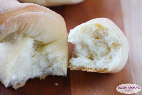 Cake Mix Rolls / The perfect dinner roll recipe for Thanksgiving, Christmas or any meal! This is a super easy roll recipe!