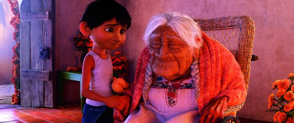 The Beauty of Disney*Pixar's COCO: A Movie Review *I attended an early screening free of charge to facilitate this post. All opinions are mine alone. #PixarCoco