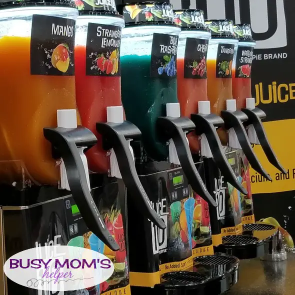 Food Trucks at Schools? Check out how school meals are changing with mobile ordering, slushie machines and food trucks! #AD #anc18 #schoollunch