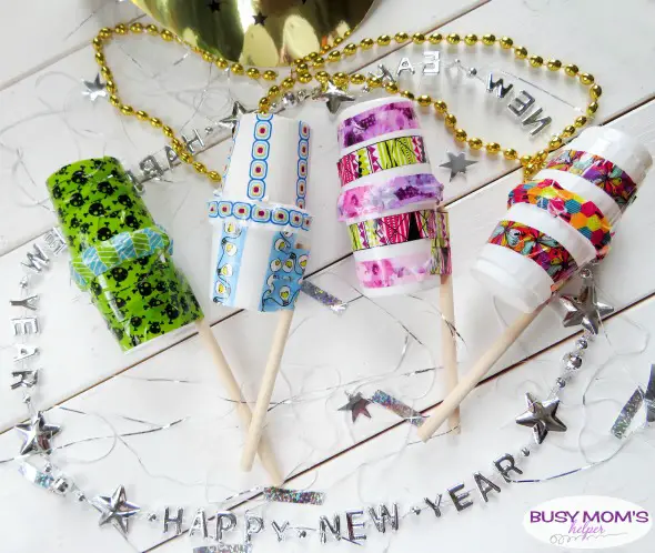 DIY New Year's Eve Shakers #newyears #newyear2019 #diy #craft #kids #kidscraft #newyearsparty #parties