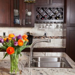 Tips to help reduce kitchen chaos #organizing #cleaning #homemanagement #kitchen