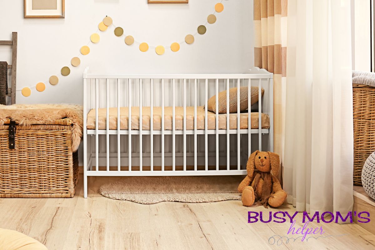 Solid Wood Cribs – Buyer’s Guide & FAQ